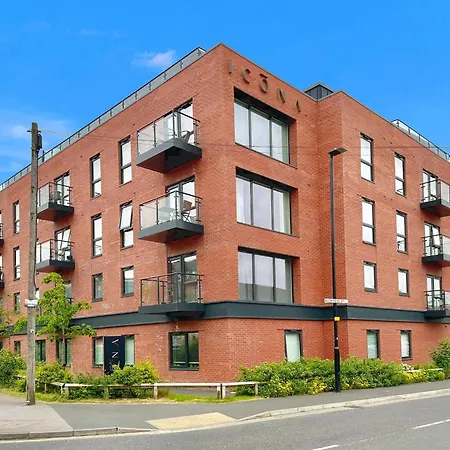 Centre - Gym Access - Fast Wifi - Sleeps 5 *