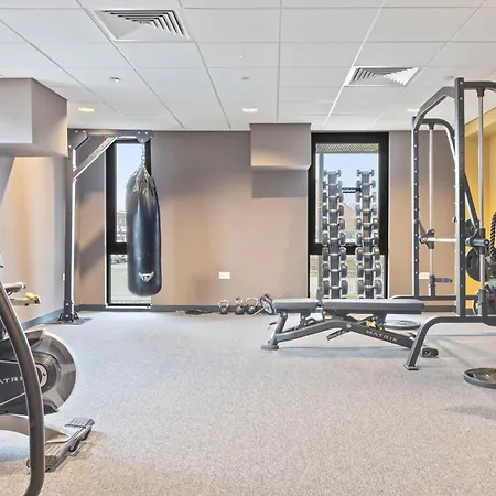 아파트 Elegant Flat - Sleeps 5 - Gym 요크